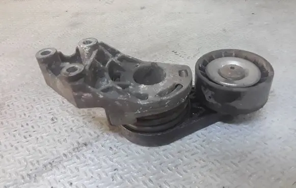 Audi A2 Generator/alternator belt tensioner 045903315A