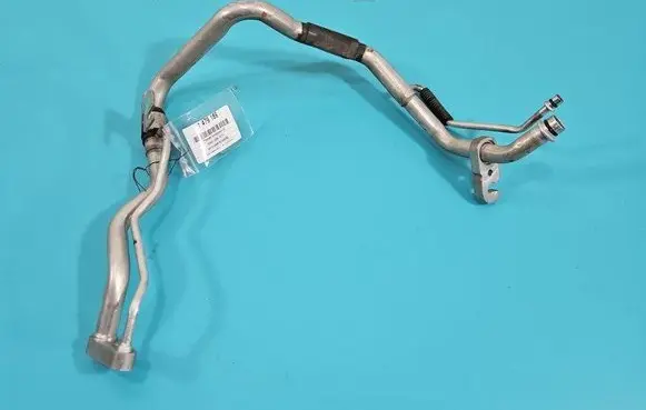 Air conditioning (A/C) pipe/hose