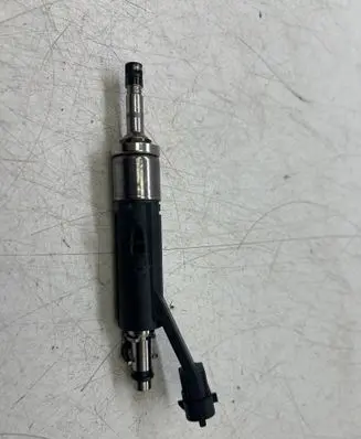 Citroen C3 Fuel injector 9822715980