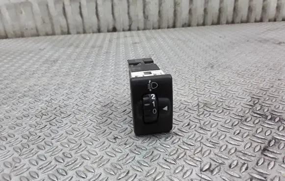 Suzuki Liana Headlight level height control switch 32932074