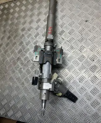 Steering wheel axle set