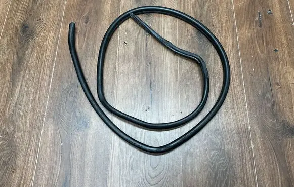 Mercedes-Benz SL R129 Rubber seal front coupe door 1297200178