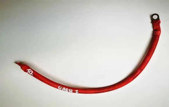 Nissan Qashqai Positive cable (battery) 