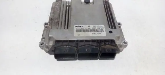 Renault Laguna III Engine control unit/module 0281015323 8200726880