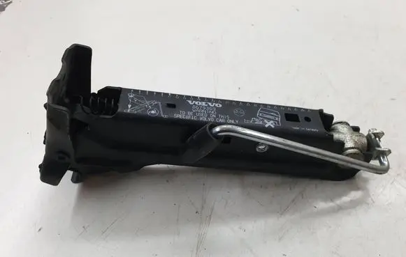 Volvo S80 Lift Jack 8679369