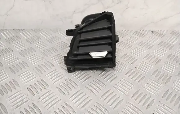 Audi Q4 Sportback e-tron Dashboard side air vent grill/cover trim 89B820902