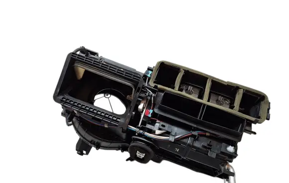 Toyota Avensis T270 Interior heater climate box assembly 8705002A00 8713002321 MF4431703331