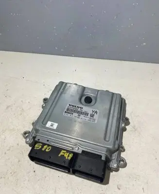 Volvo S80 Engine control unit/module 31272462AA 133910372 0281012765