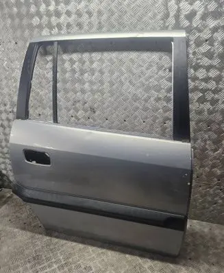Opel Zafira A Rear door
