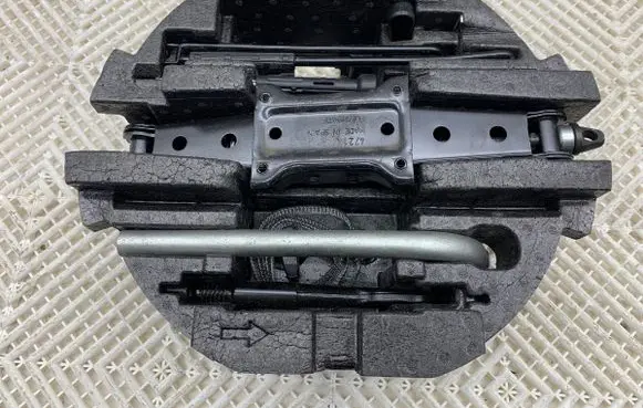 Skoda Scala Other interior part 657012115A
