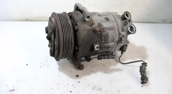 Opel Insignia A Air conditioning (A/C) compressor (pump)