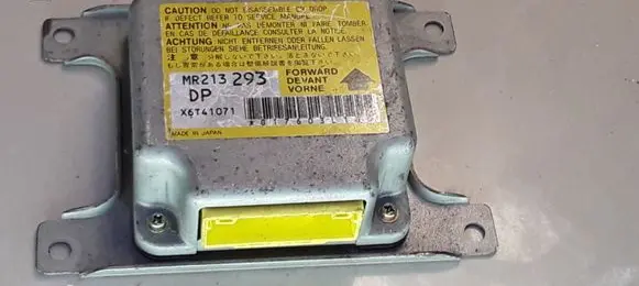 Mitsubishi Galant Airbag control unit/module MR213293