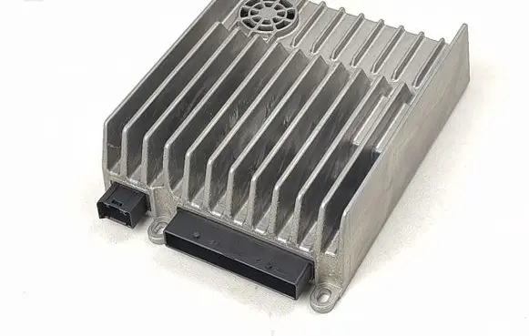Mercedes-Benz E W212 Sound amplifier A2129007103 260601HR1035 HARMANBECKER