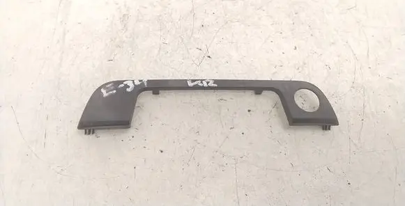 BMW 5 E34 Front door handle cover 51211960931
