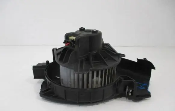 Renault Kangoo II Heater fan/blower 173830100