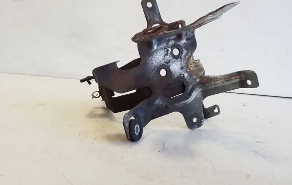 Suzuki Grand Vitara II Other engine bay part