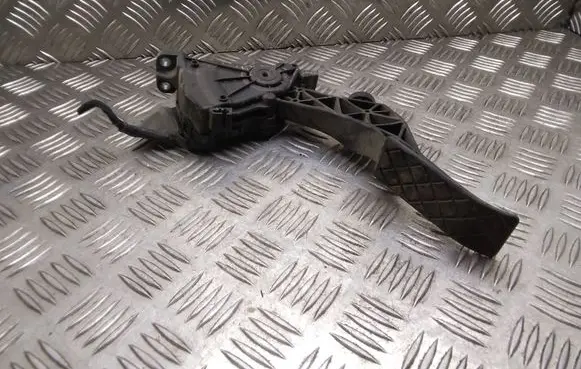 Volkswagen Transporter - Caravelle T5 Accelerator throttle pedal 7H1723503 6PV00849502