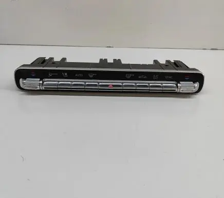 Mercedes-Benz GLE W167 Interior fan control switch A2479056703