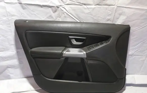 Volvo XC90 Front door card panel trim 39995409