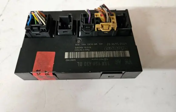 Volkswagen Touran I Comfort/convenience module 1K0959433BL S0301H02 05620810