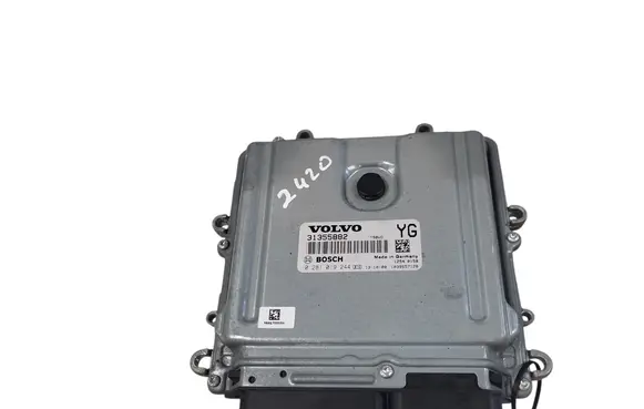 Volvo V60 Engine control unit/module 31355882 0281019244