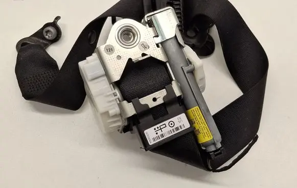 BMW 3 F30 F35 F31 Front seatbelt 34107541C