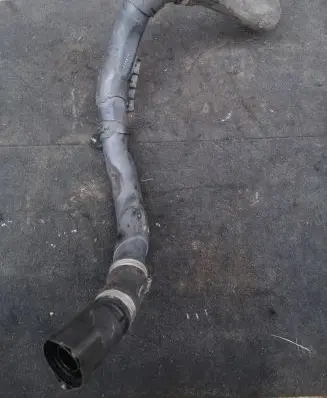 Volkswagen Jetta VI Intercooler hose/pipe 1K0145840AA