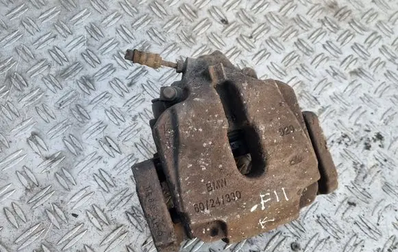 BMW 5 F10 F11 Front brake caliper 6024330
