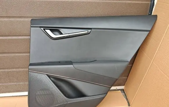 KIA Niro Rear door card panel trim 83321AT000