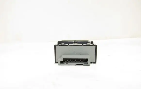 Hyundai Santa Fe Seat heating switch 202008451