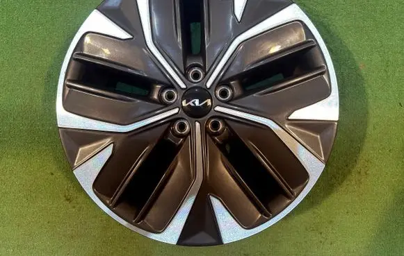 KIA EV6 R19 alloy rim 