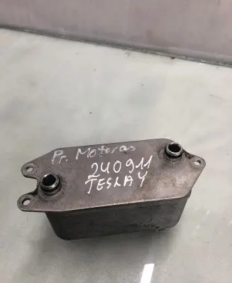 Tesla Model Y Oil filter mounting bracket 109621500c