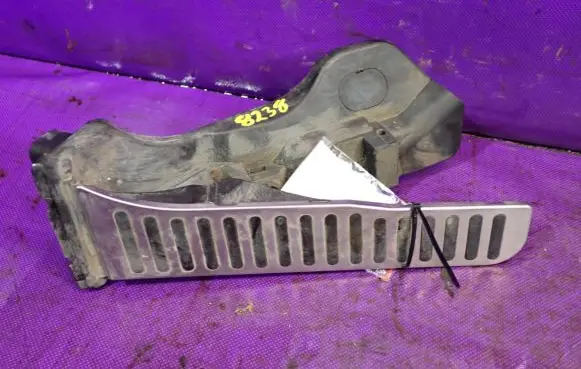 Skoda Yeti (5L) Accelerator throttle pedal 1K1721503AR