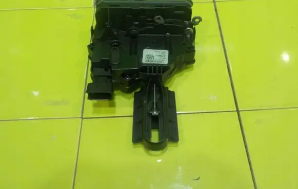 Peugeot Bipper Front door lock 1355028080 RP20