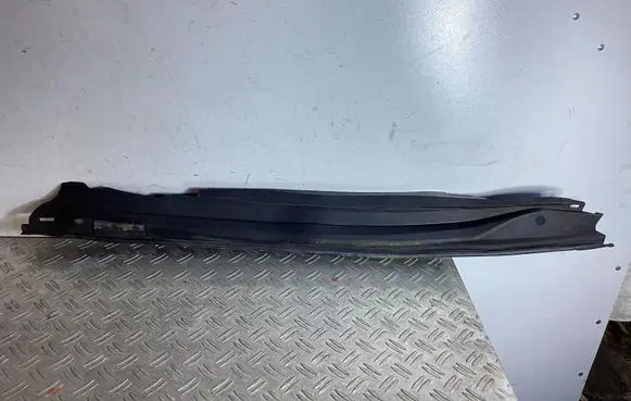 Lexus GS 250 350 300H 450H Fender end trim 5380530190 5382530150