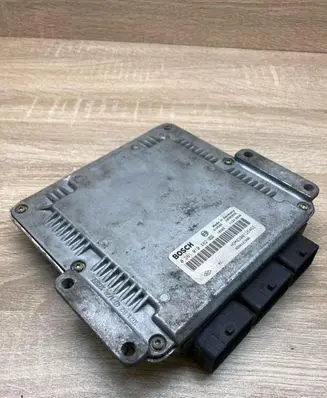 Renault Laguna II Engine control unit/module ECU HOM8200126462 0281010482