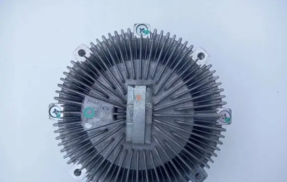 Mitsubishi Pajero Sport II Viscous fan clutch 