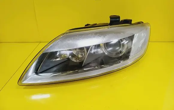 Audi Q7 4L Headlight/headlamp 4L0941003D