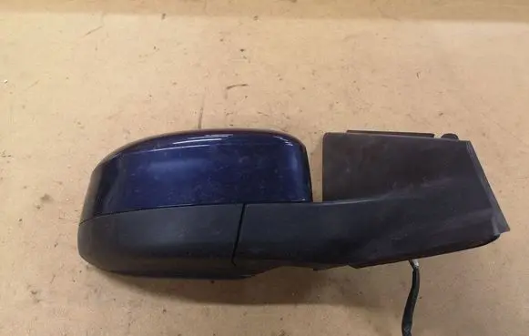 Ford Mondeo MK IV Front door electric wing mirror 024384