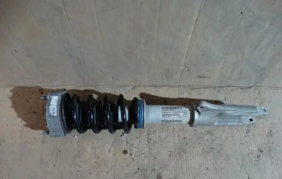 Porsche Panamera (970) Front shock absorber/damper 97034301704 97034303581 97034304531