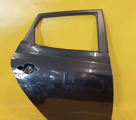 KIA Venga Rear door