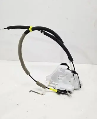 Nissan Qashqai J12 Front door lock 805006UE0A