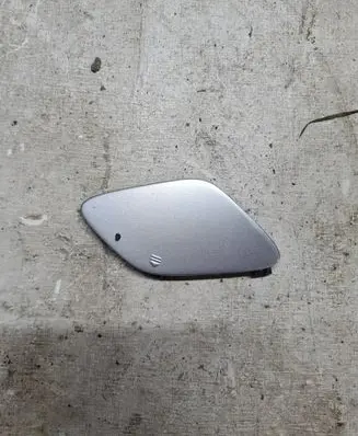 Mercedes-Benz E W212 Front tow hook cap/cover A2128850526