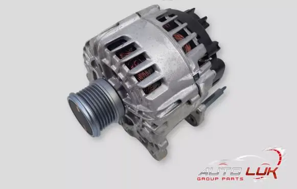 Volkswagen Golf VIII Generator/alternator 05L903028B