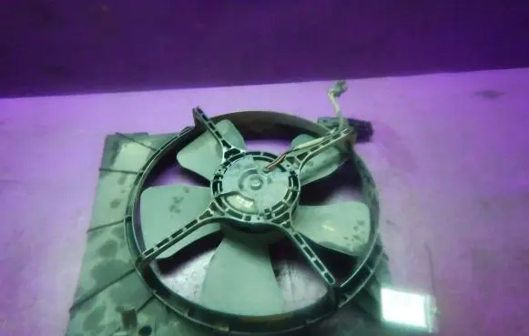 Mitsubishi Space Star Fan set 96536638