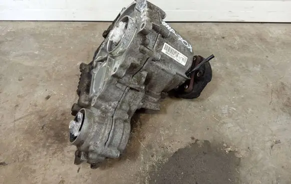 BMW 3 F30 F35 F31 Gearbox transfer box case 8643150
