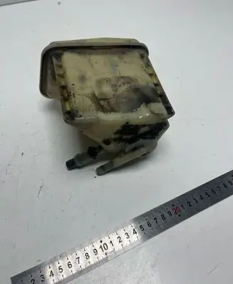 Audi A6 S6 C4 4A Power steering fluid tank/reservoir 4A0422373A 4A0422373