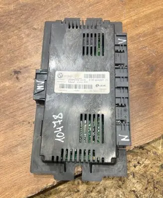 BMW 1 E81 E87 Light module LCM 9240527