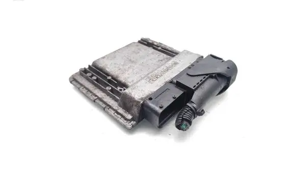 Ford Focus Engine control unit/module 5M5P-12B565-AG 5M5P-14C337-AG