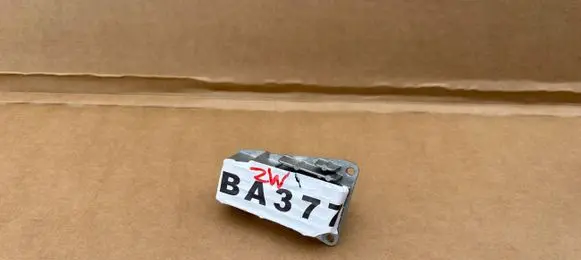 Hyundai i30 LED ballast control module G492151130